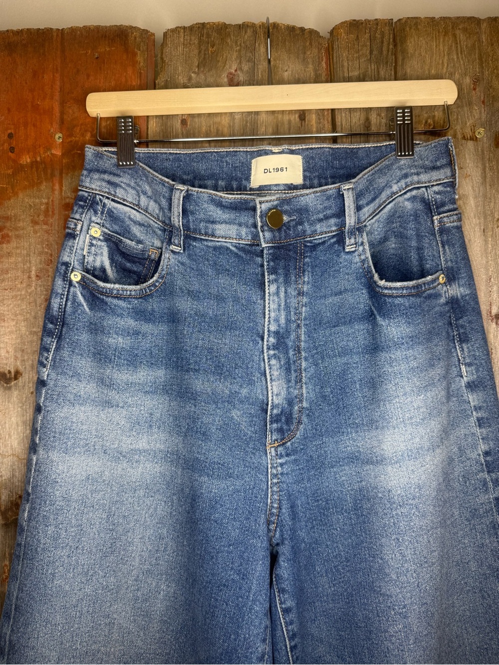 DL1961 Hepburn Wide-Leg High-Rise Jeans in West Lake 32” Inseam Size 29 - Picture 4 of 13